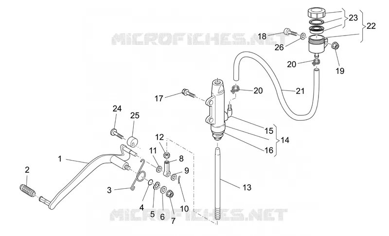 Rear master cylinder